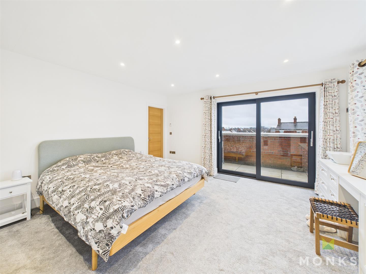 40 Albury Place, Shrewsbury, SY1 2ET For Sale